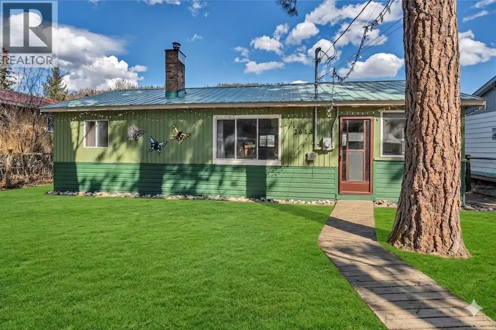 2615 Nicola Avenue, Coalmont-Tulameen